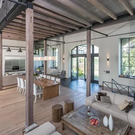 Nyaraló Stastna Samota Vrchotovy Janovice