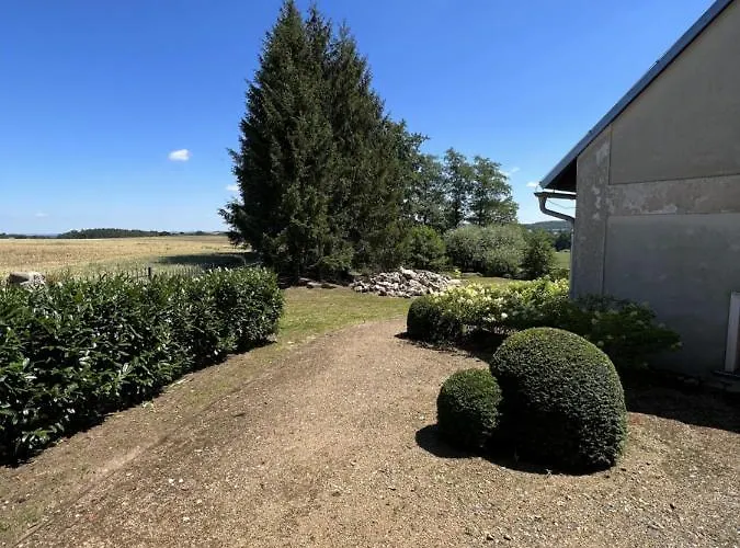 Stastna Samota * Vrchotovy Janovice