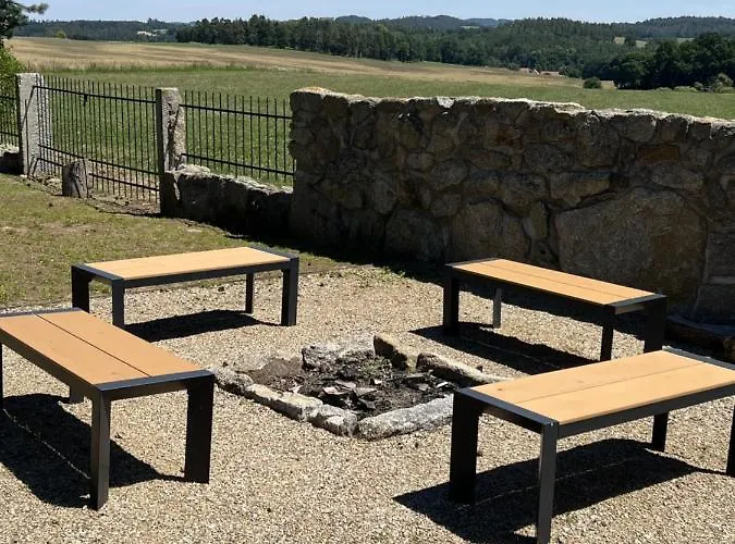 Stastna Samota Vrchotovy Janovice