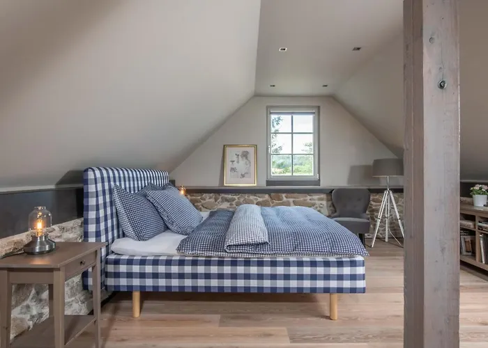 Stastna Samota * Vrchotovy Janovice